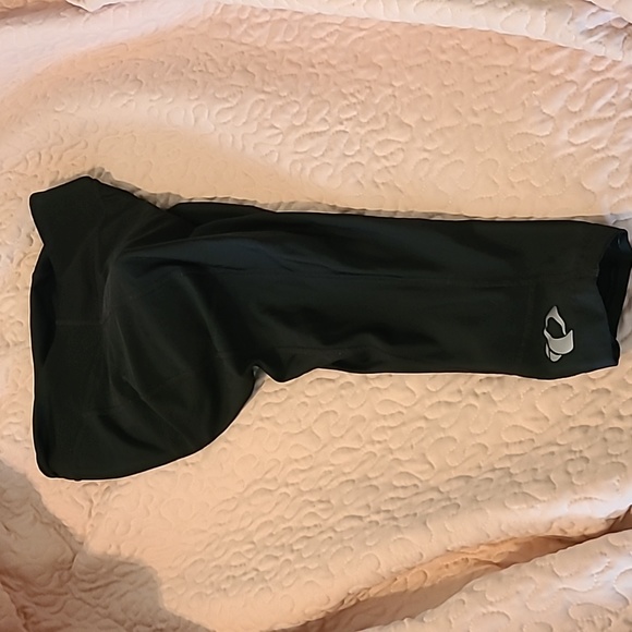 Pearl Izumi women's padded black cycling tight capri length size medium - Picture 7 of 7